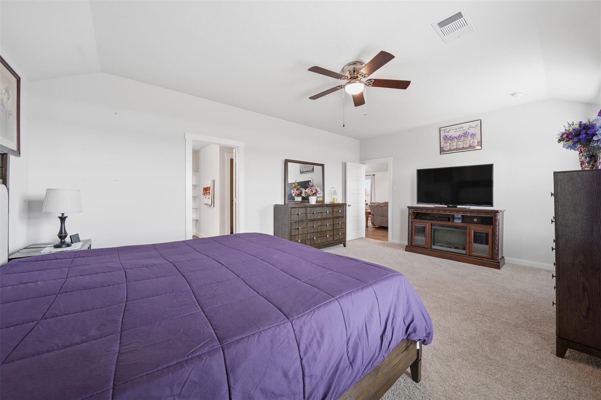 318 Merriman Rd, San Marcos, TX 78666