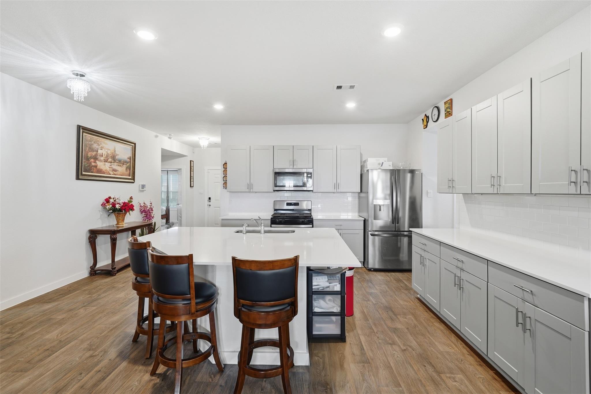 318 Merriman Rd, San Marcos, TX 78666