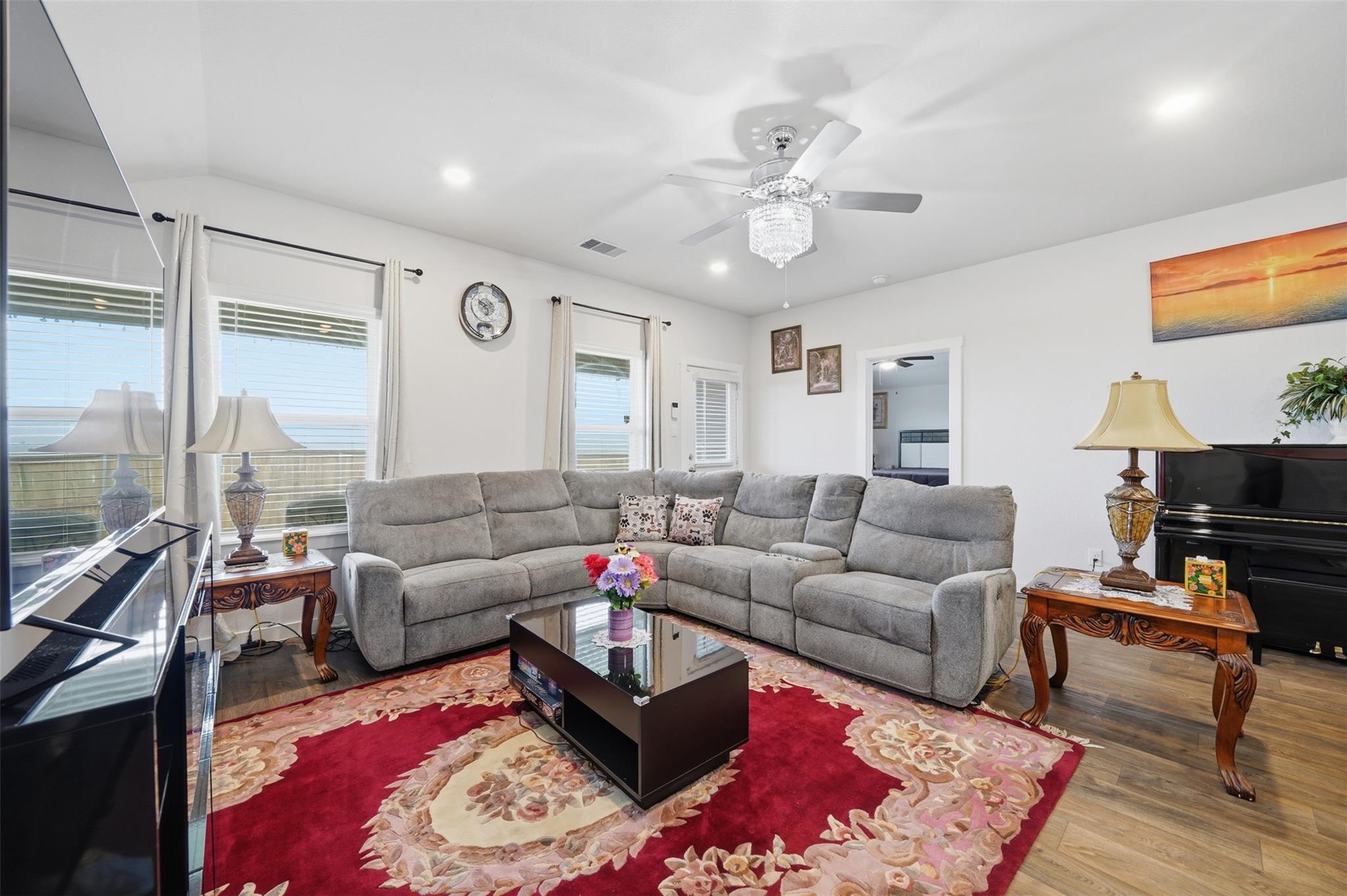 318 Merriman Rd, San Marcos, TX 78666