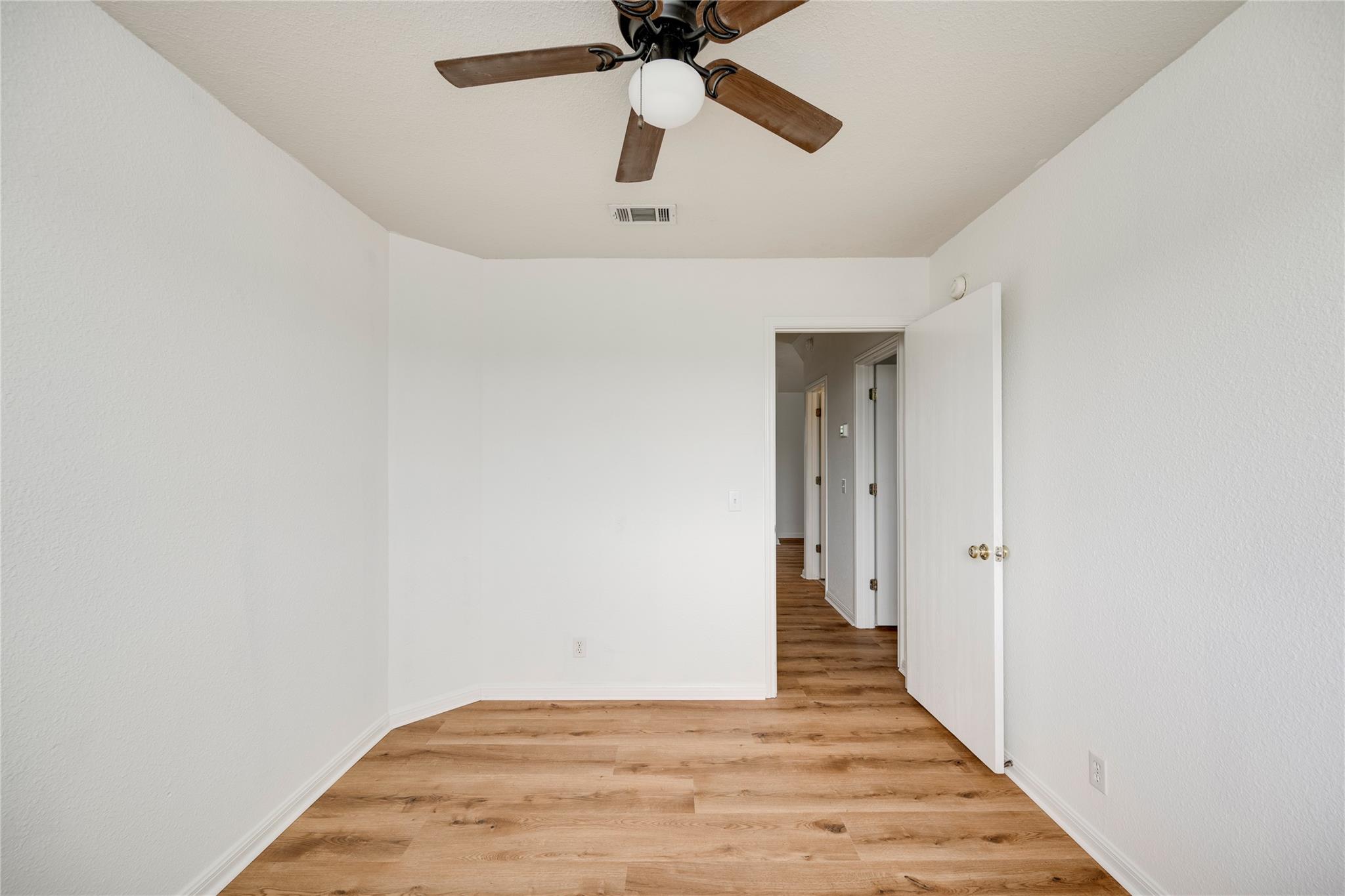 348 Spillway Dr, Kyle, TX 78640