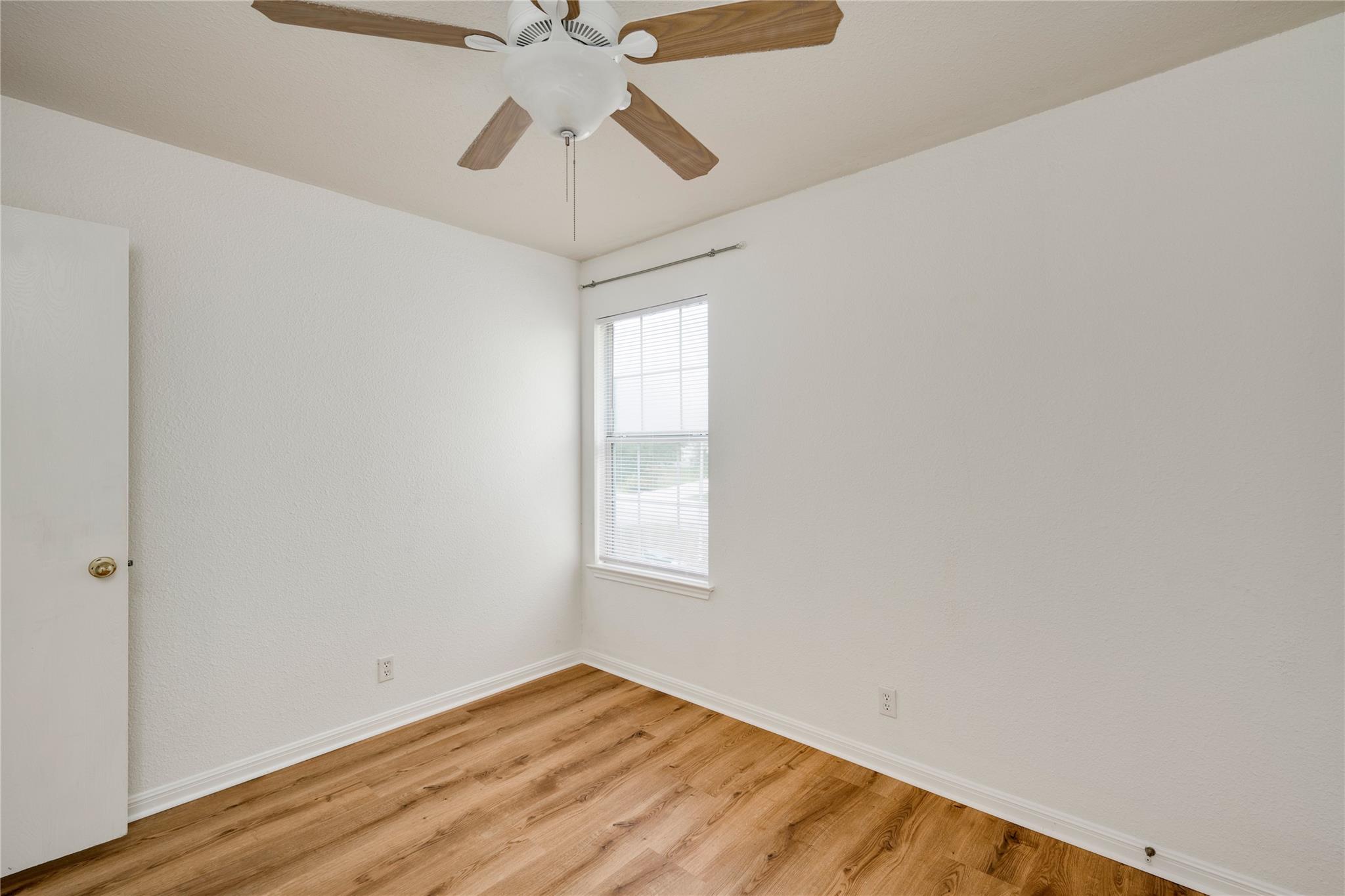 348 Spillway Dr, Kyle, TX 78640