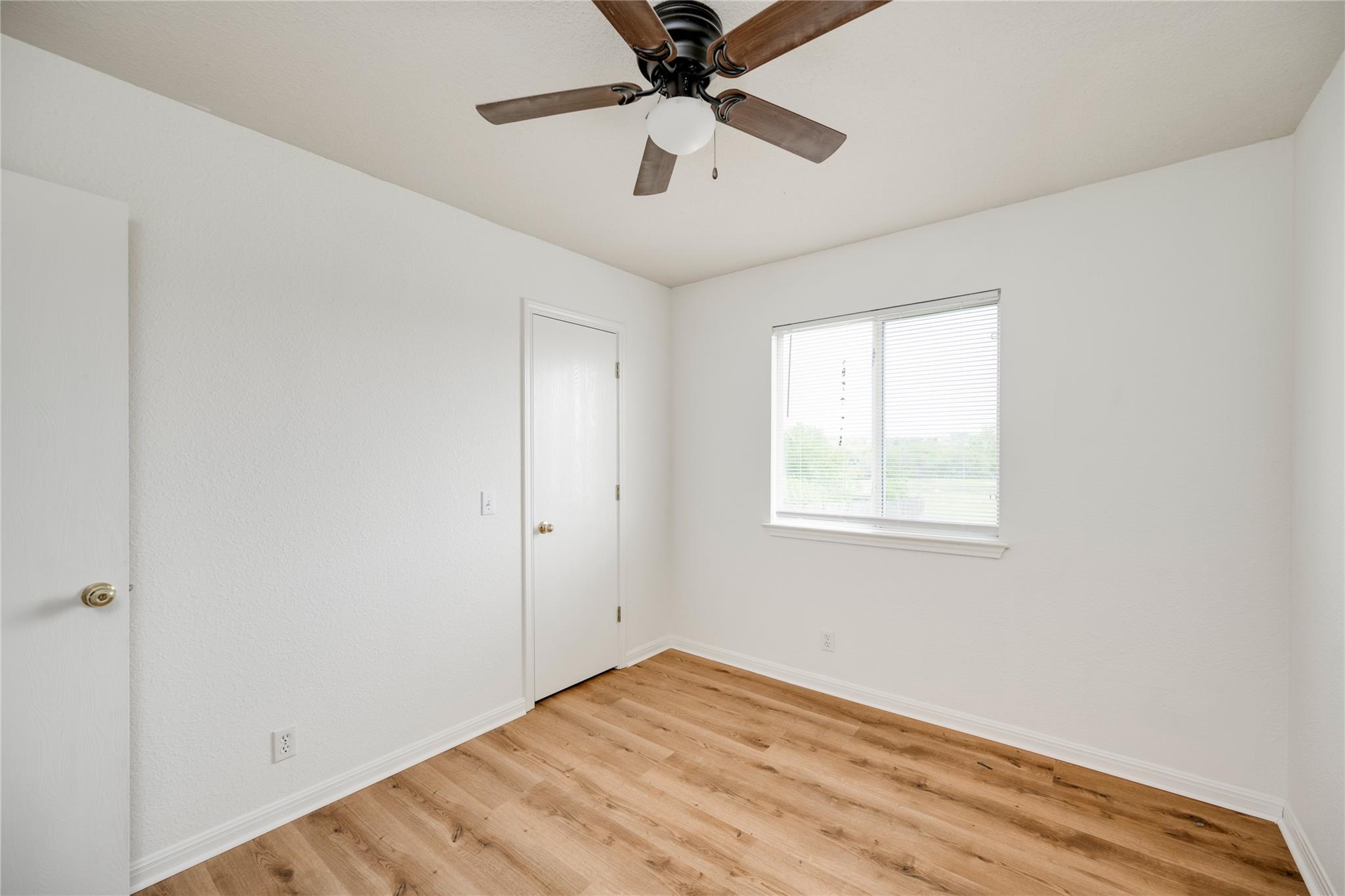 348 Spillway Dr, Kyle, TX 78640