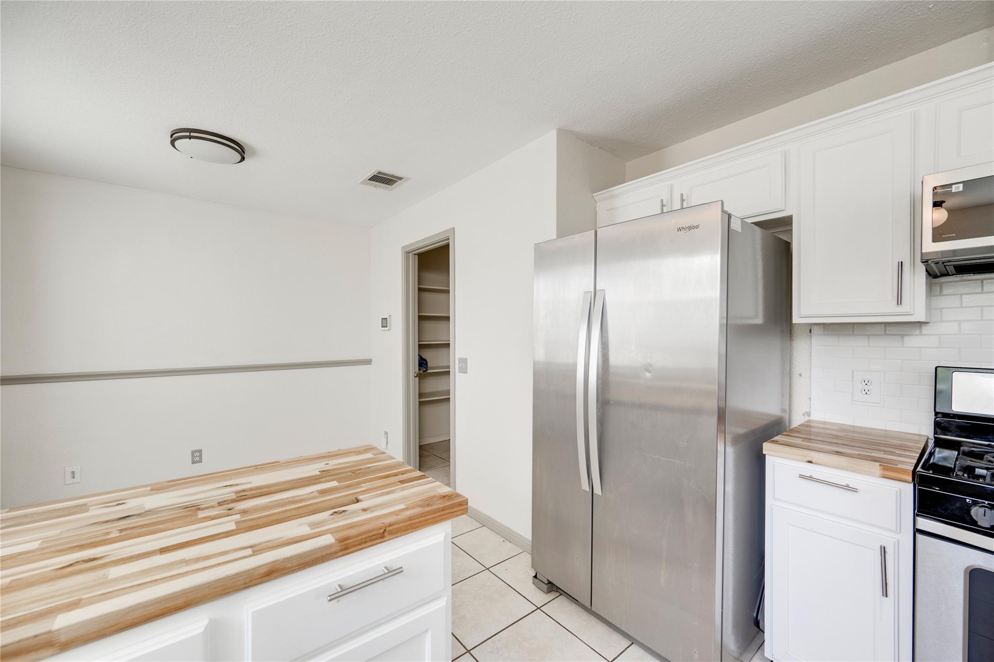 348 Spillway Dr, Kyle, TX 78640