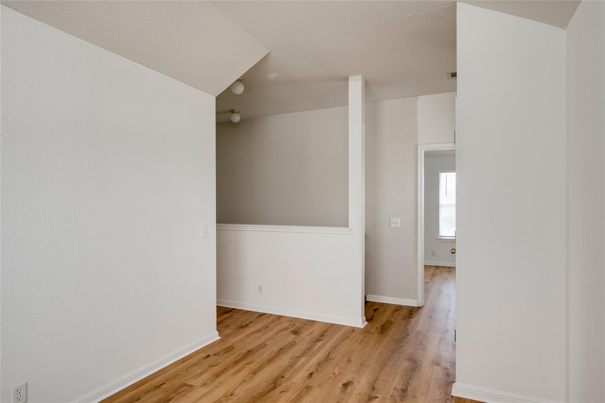 348 Spillway Dr, Kyle, TX 78640