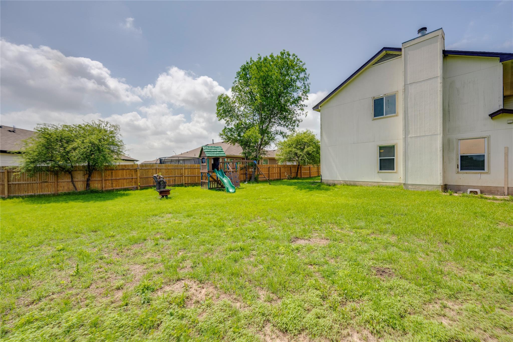 348 Spillway Dr, Kyle, TX 78640