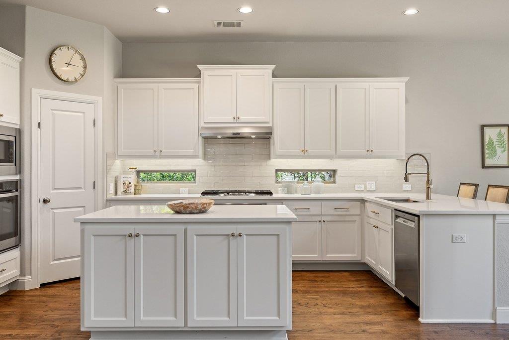 17612 Wildrye Dr, Austin, TX 78738