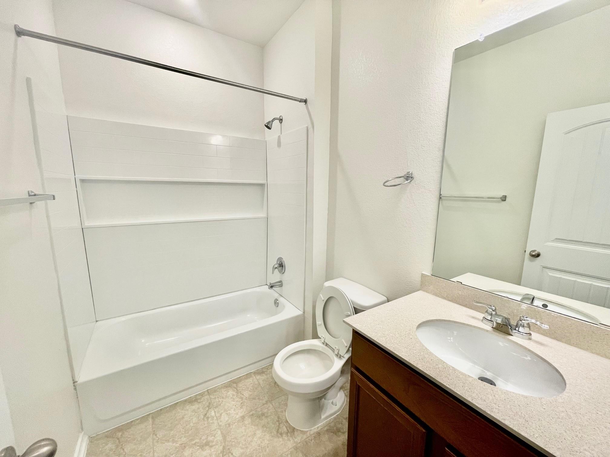 163 McGinnis Trl, Kyle, TX 78640
