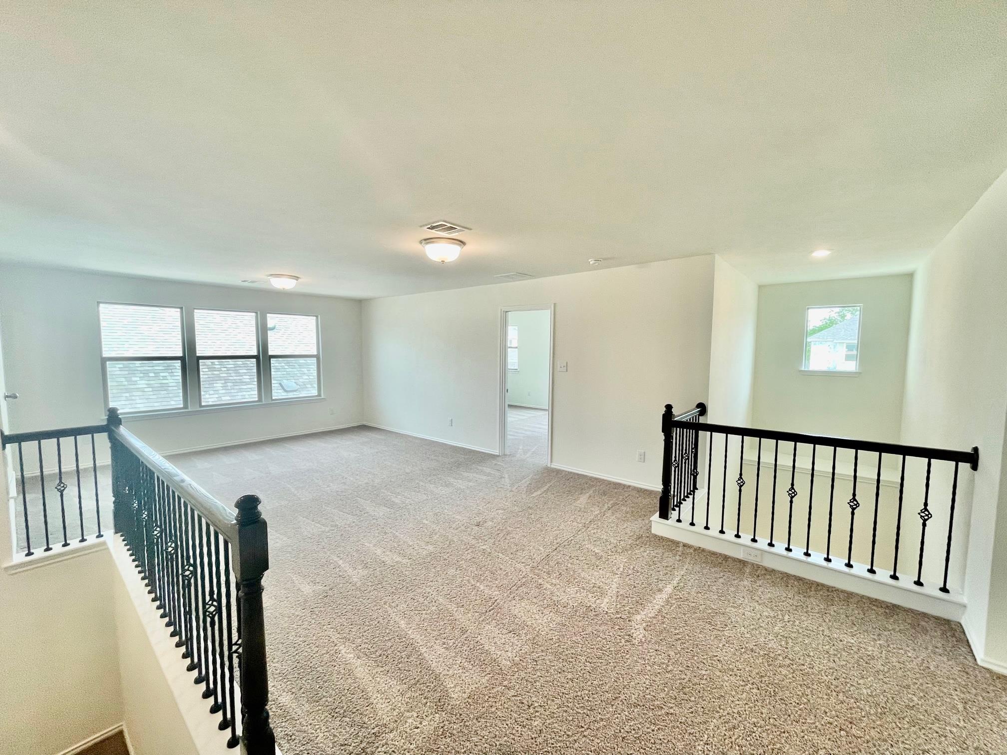 163 McGinnis Trl, Kyle, TX 78640