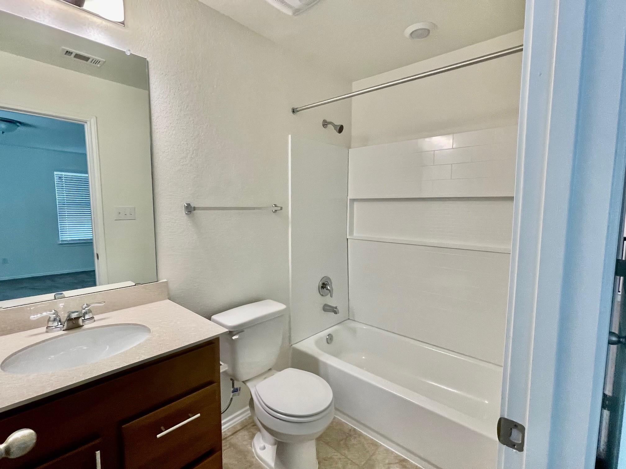 163 McGinnis Trl, Kyle, TX 78640