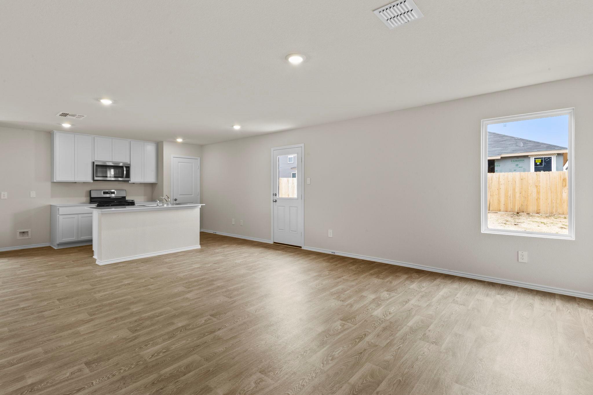 441 LOW PASTURE Trl, Maxwell, TX 78656