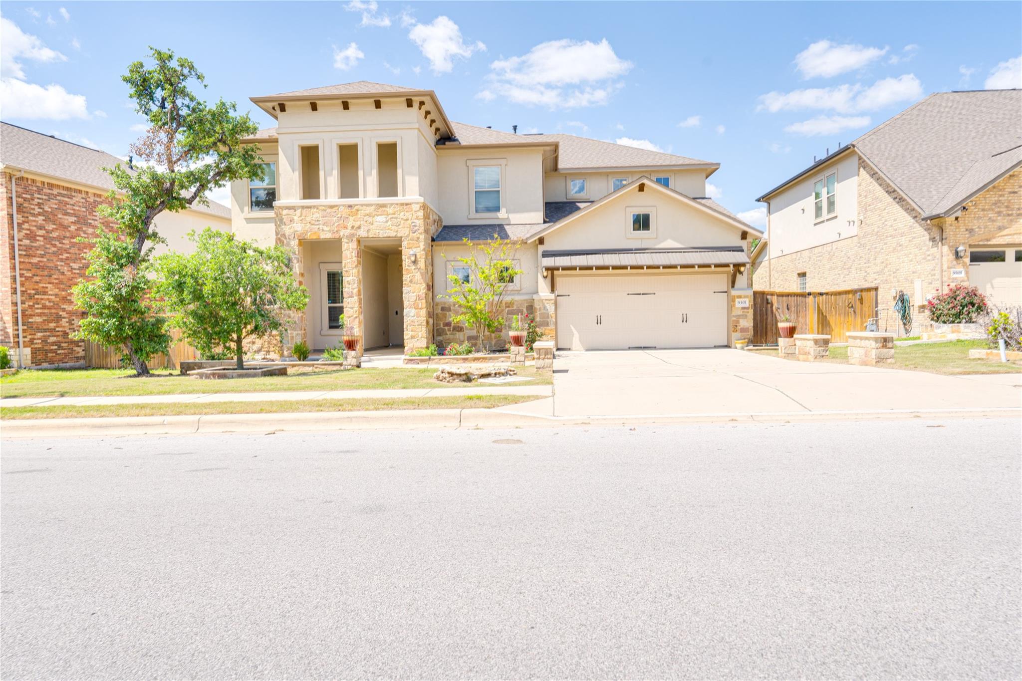 9301 Ivalenes Hope Dr, Austin, TX 78717