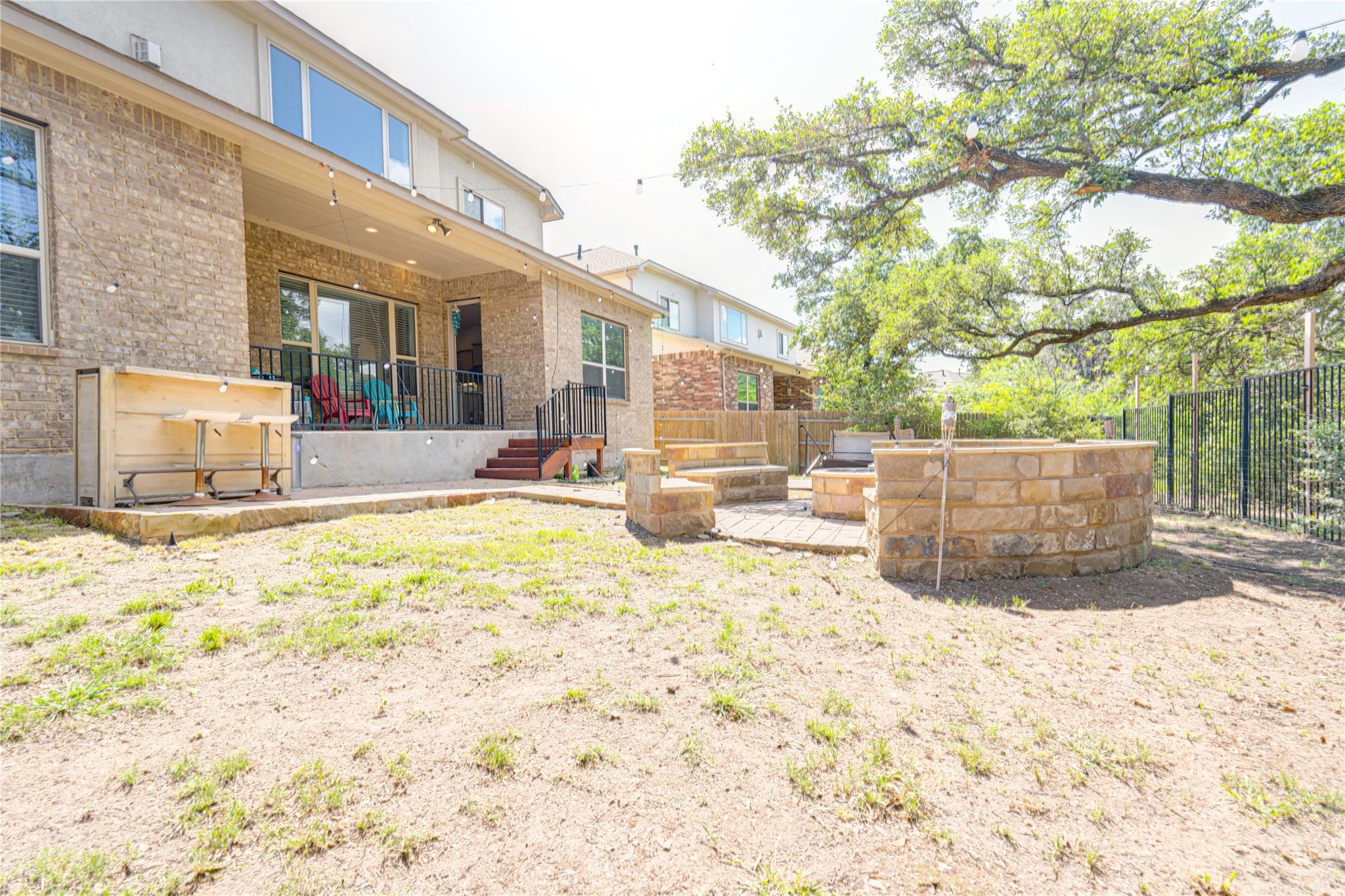 9301 Ivalenes Hope Dr, Austin, TX 78717