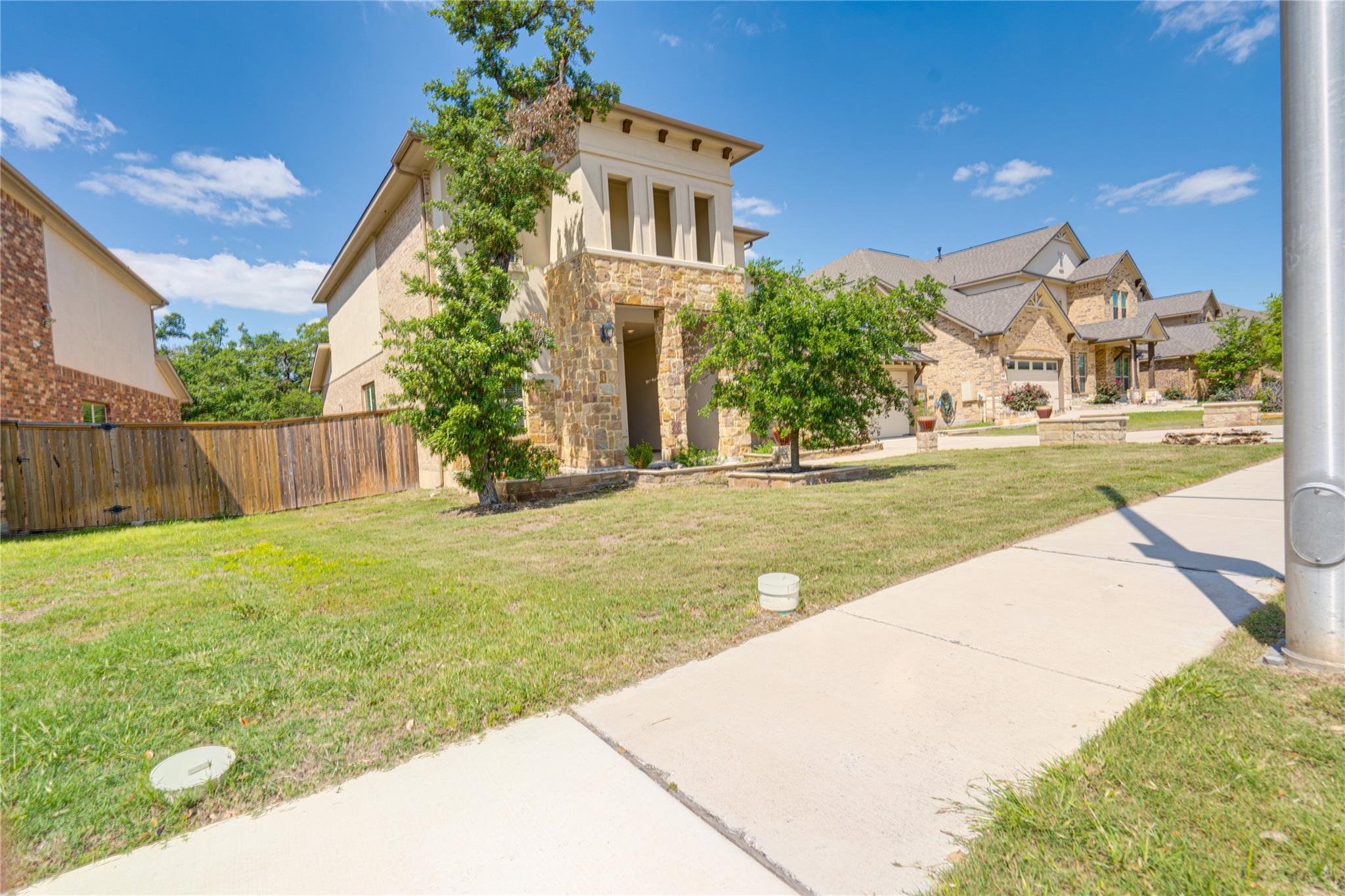 9301 Ivalenes Hope Dr, Austin, TX 78717