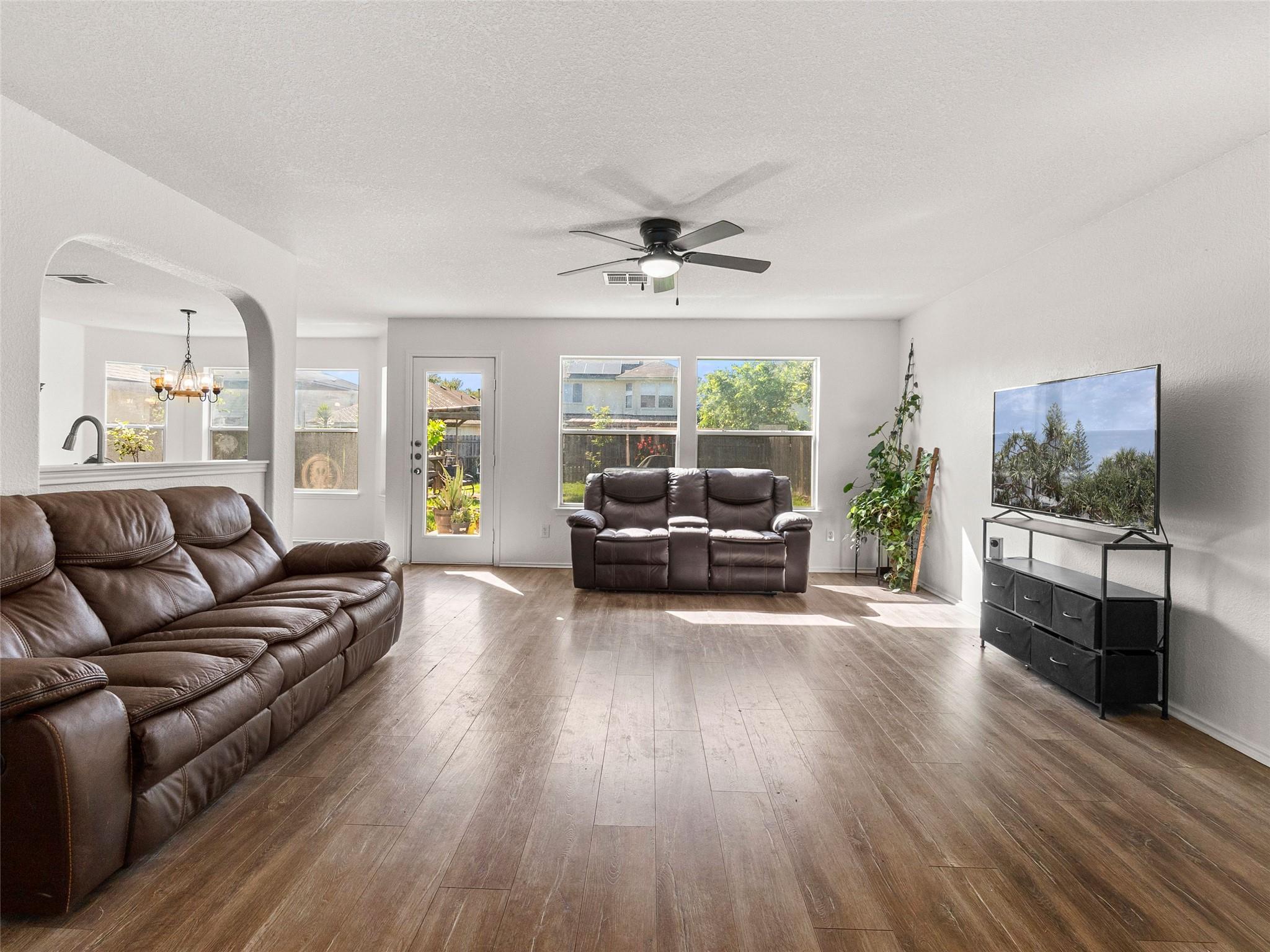 3406 Barksdale Dr, Austin, TX 78725
