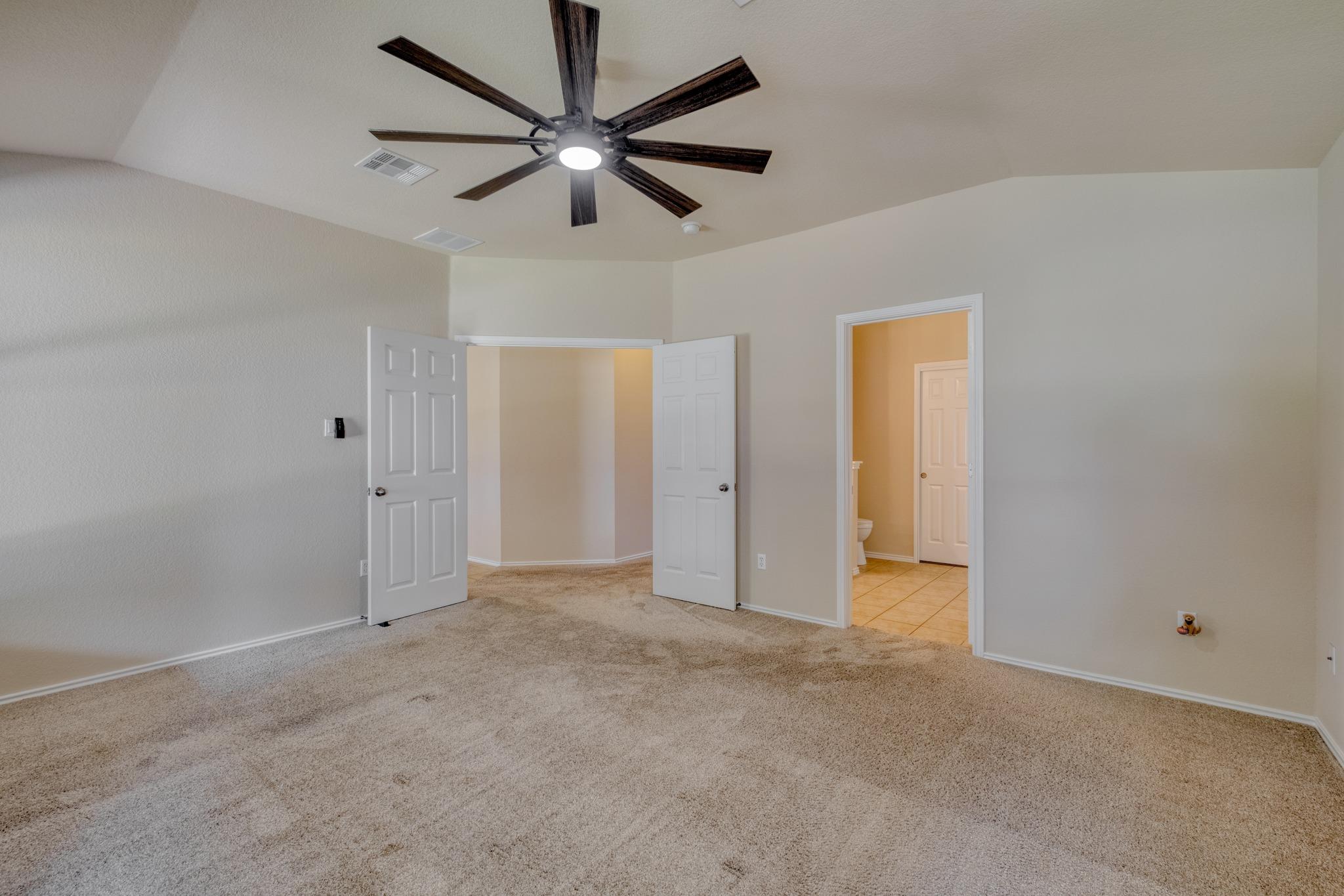 2100 Pearson Way, Round Rock, TX 78665