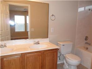 5808 Angel Dr, Del Valle, TX 78617