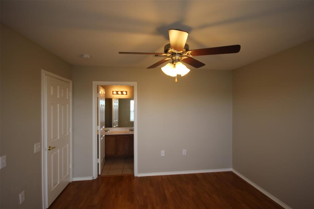 5808 Angel Dr, Del Valle, TX 78617