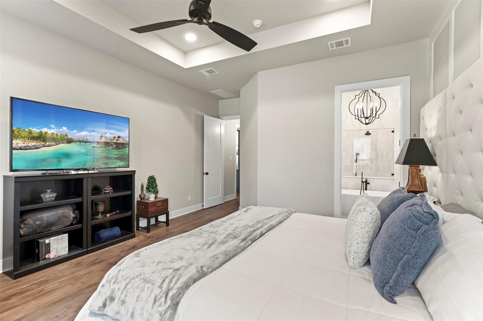 1687 Noble Trl, Canyon Lake, TX 78133