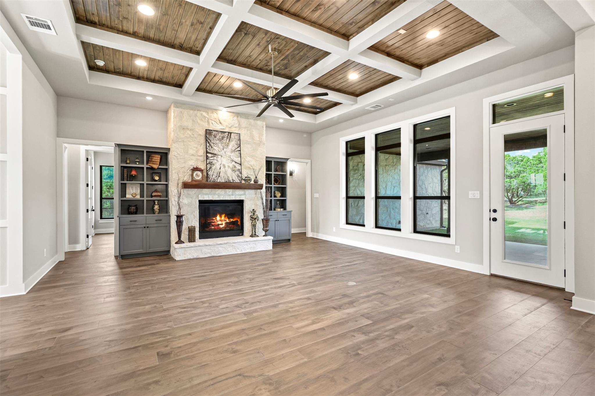 1687 Noble Trl, Canyon Lake, TX 78133