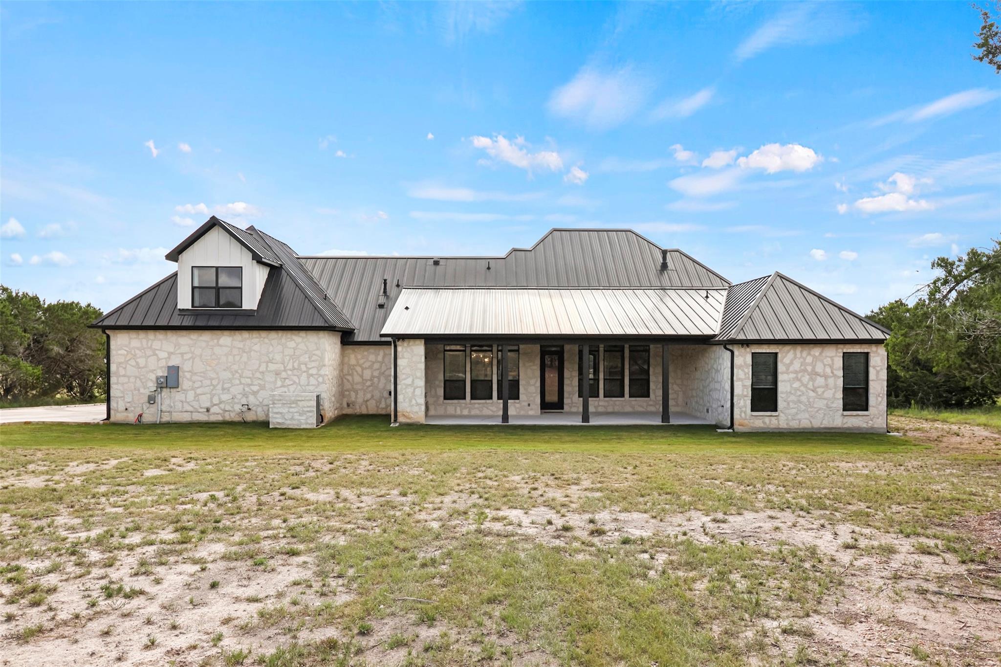 1687 Noble Trl, Canyon Lake, TX 78133