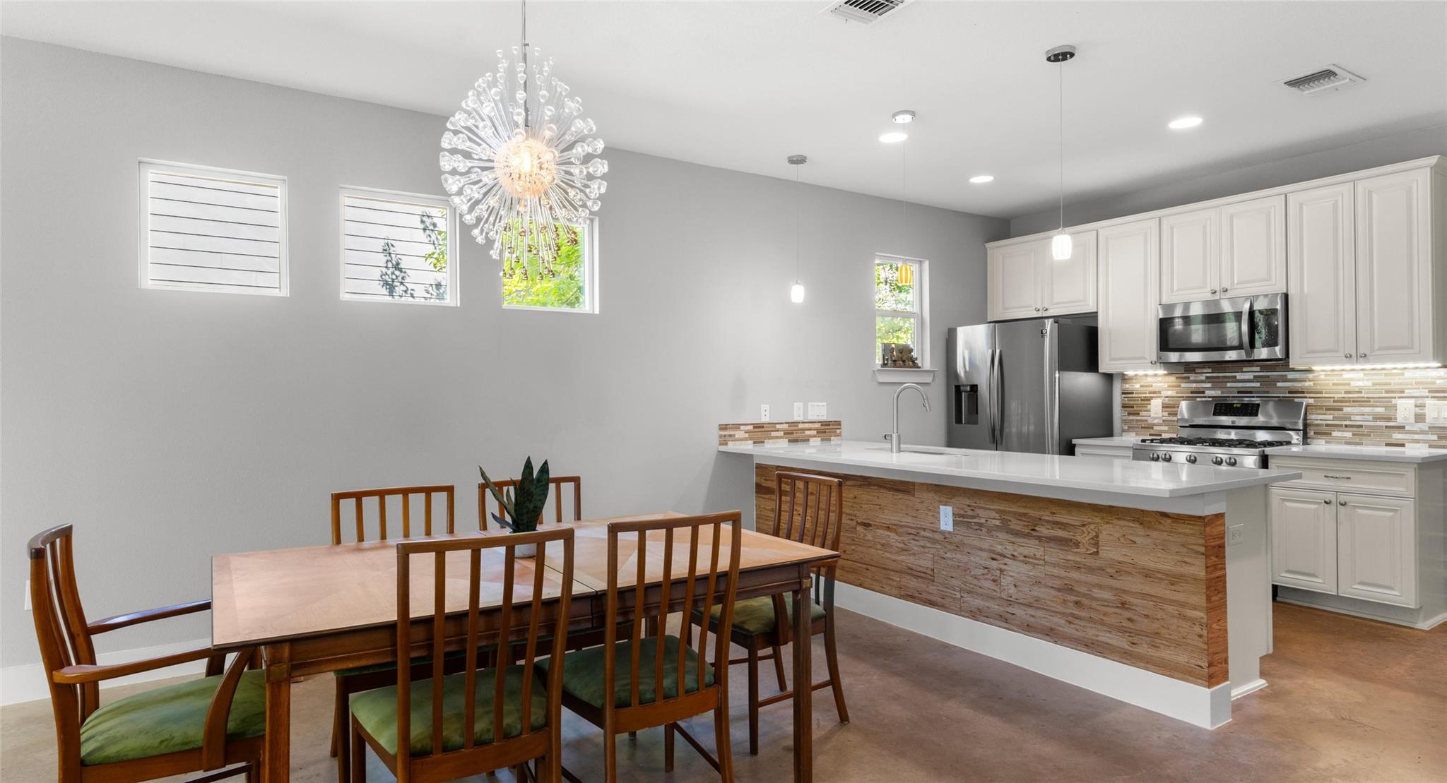 3104 Neal St, Austin, TX 78702