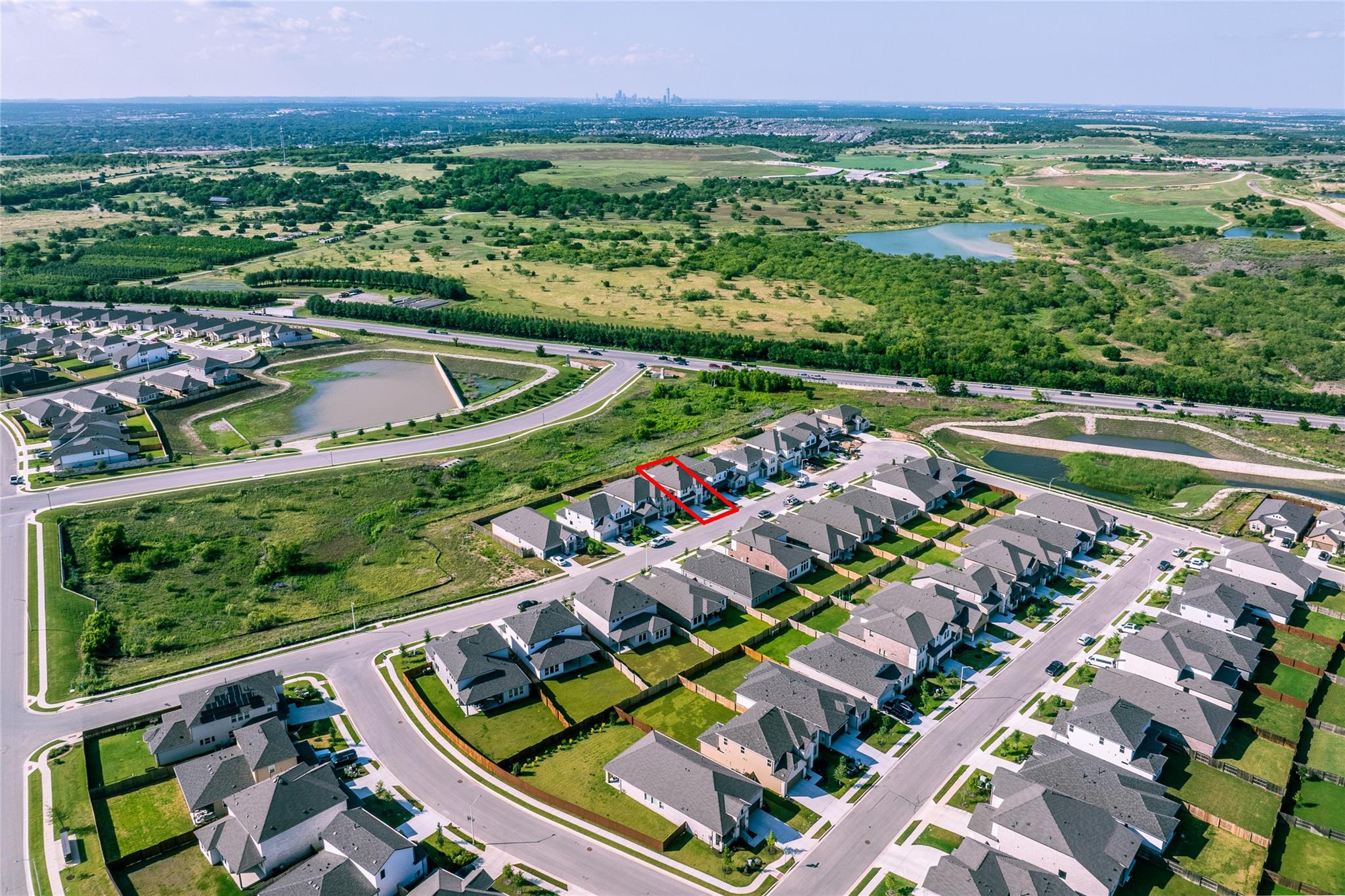 6812 Rounded Pebble Ln, Buda, TX 78610