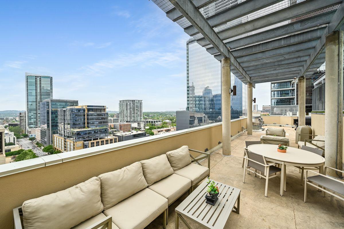 311 W 5th St # 1002, Austin, TX 78701
