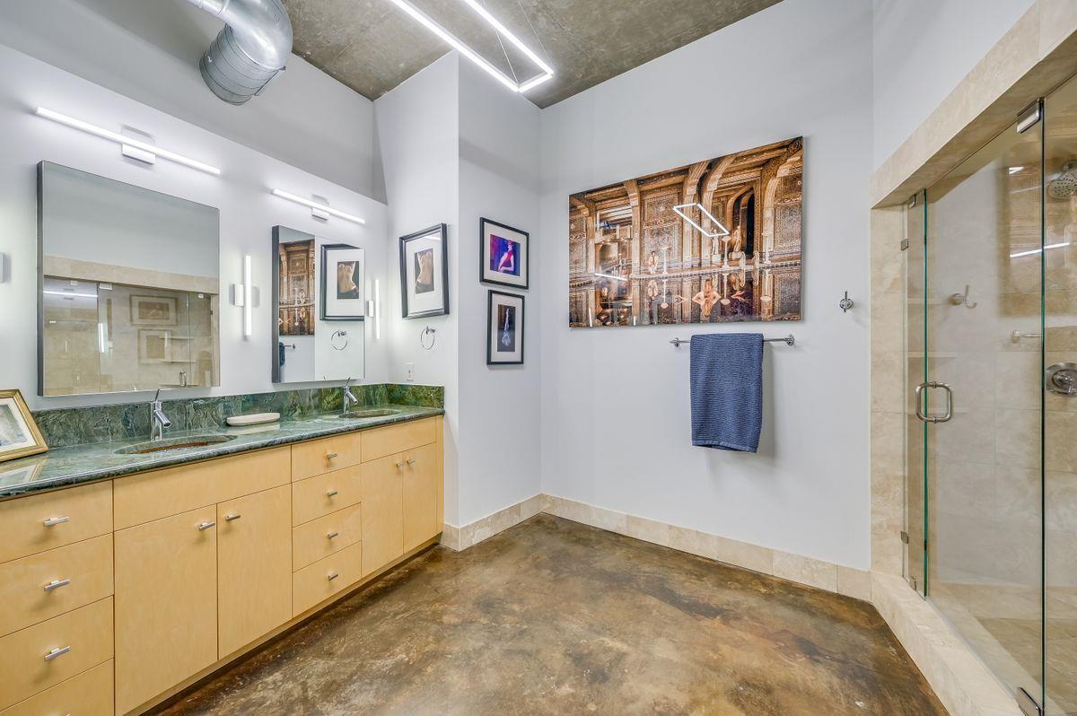 311 W 5th St # 1002, Austin, TX 78701