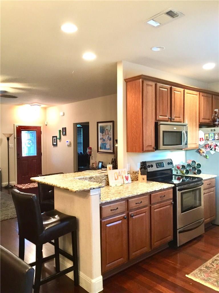 10052 Janet Loop, Dripping Springs, TX 78620