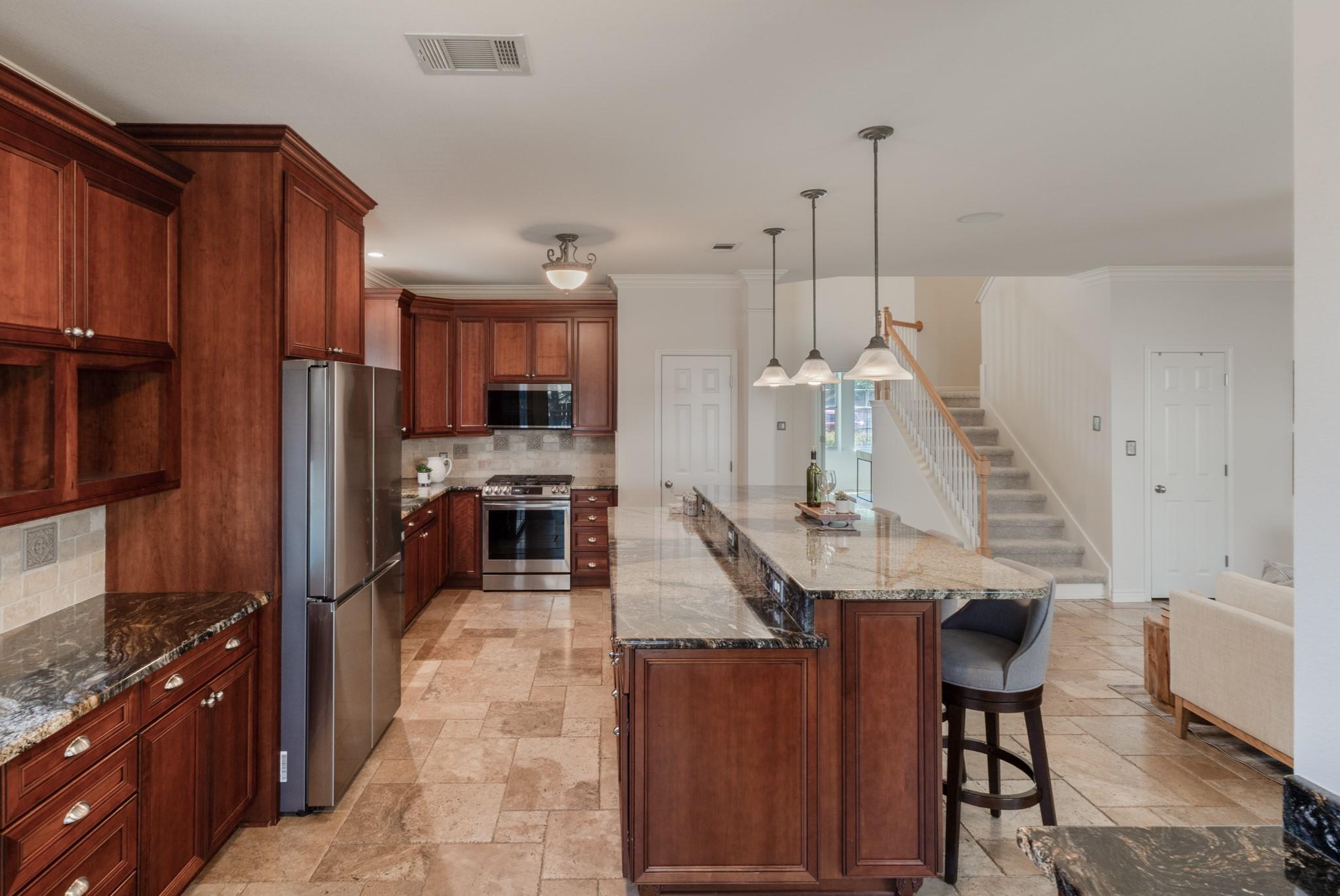 2400 Century Park Blvd, Austin, TX 78727