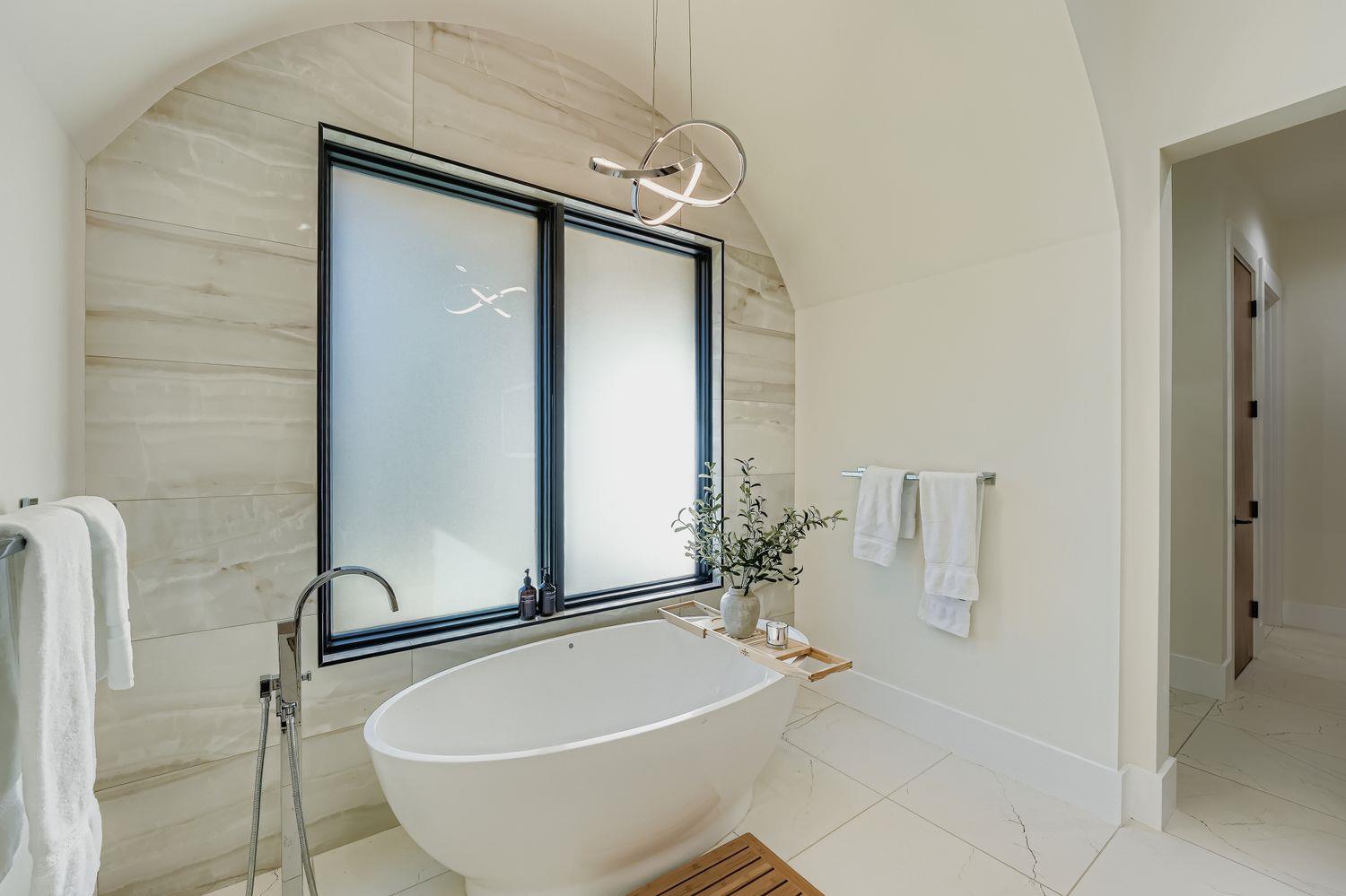 6412 Lantern View Dr, Jonestown, TX 78645