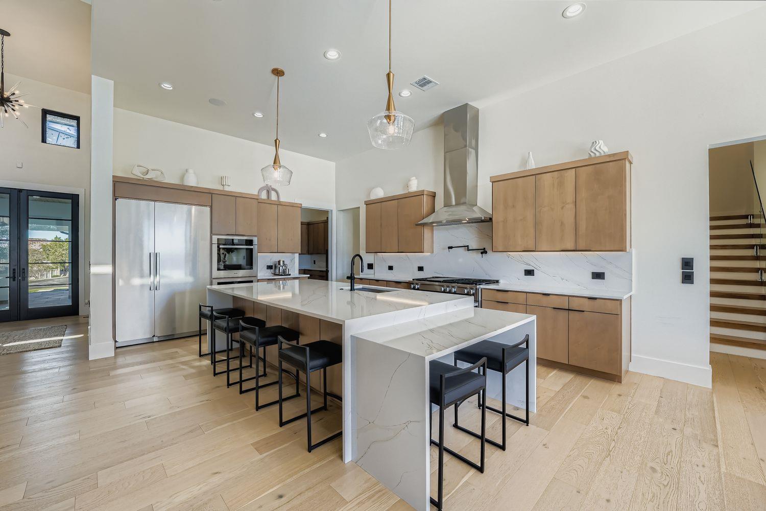 6412 Lantern View Dr, Jonestown, TX 78645