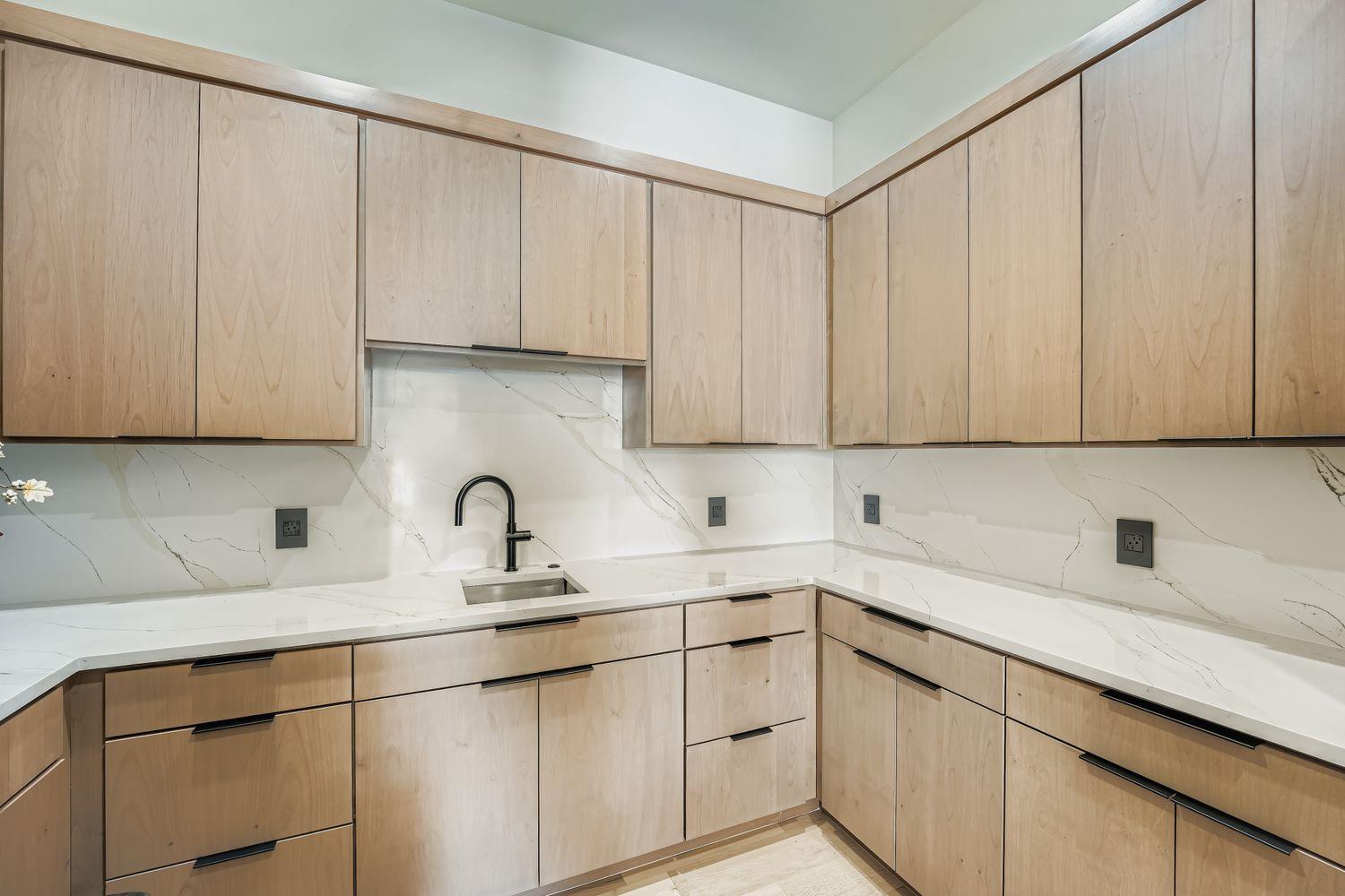 6412 Lantern View Dr, Jonestown, TX 78645