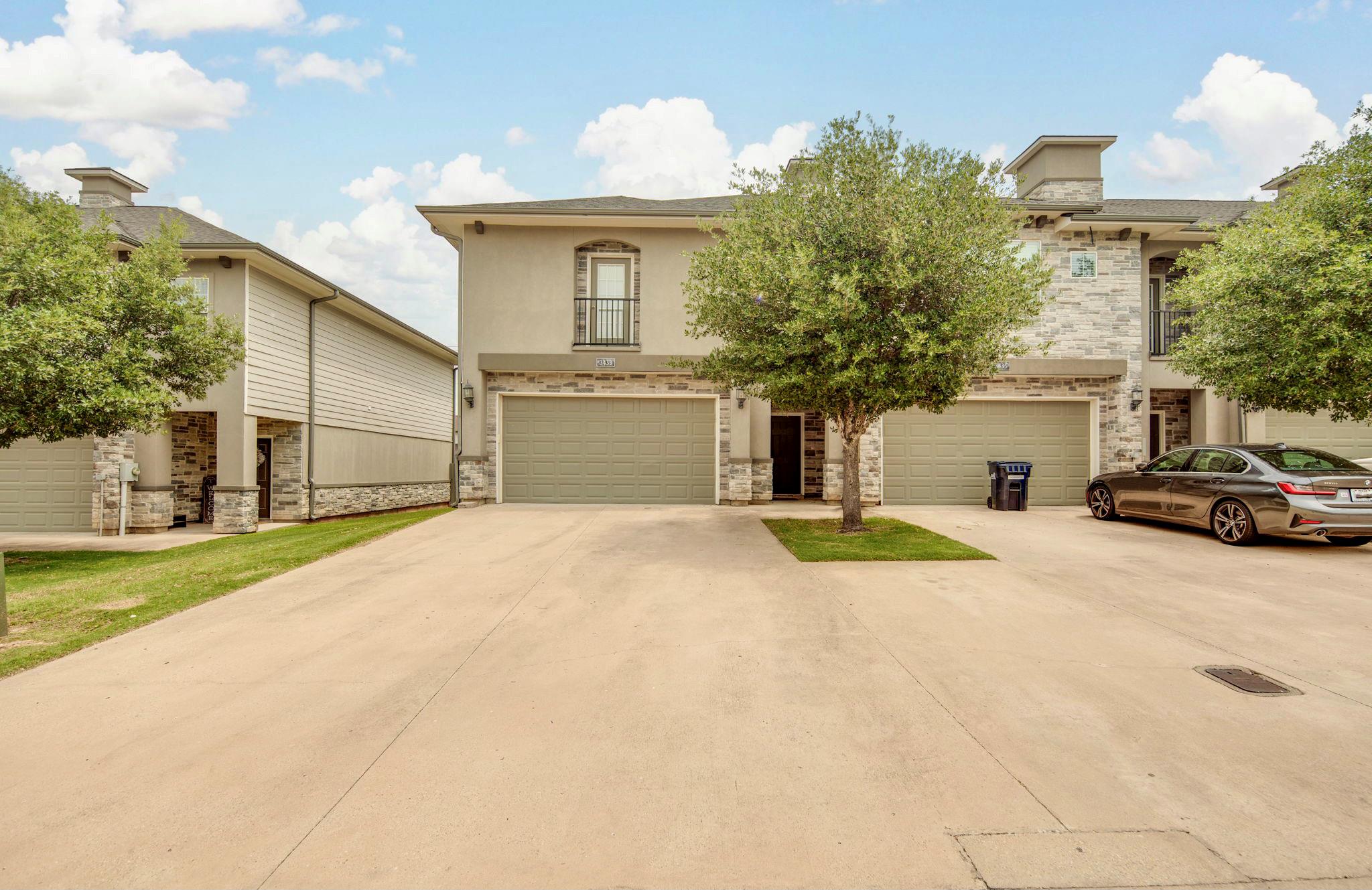 3433 Summerway Dr, College Station, TX 77845