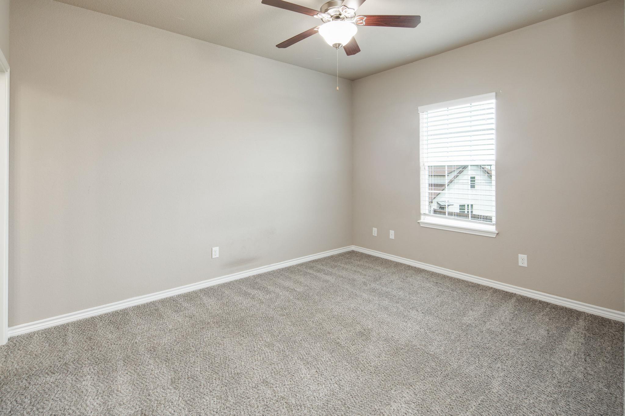 3433 Summerway Dr, College Station, TX 77845