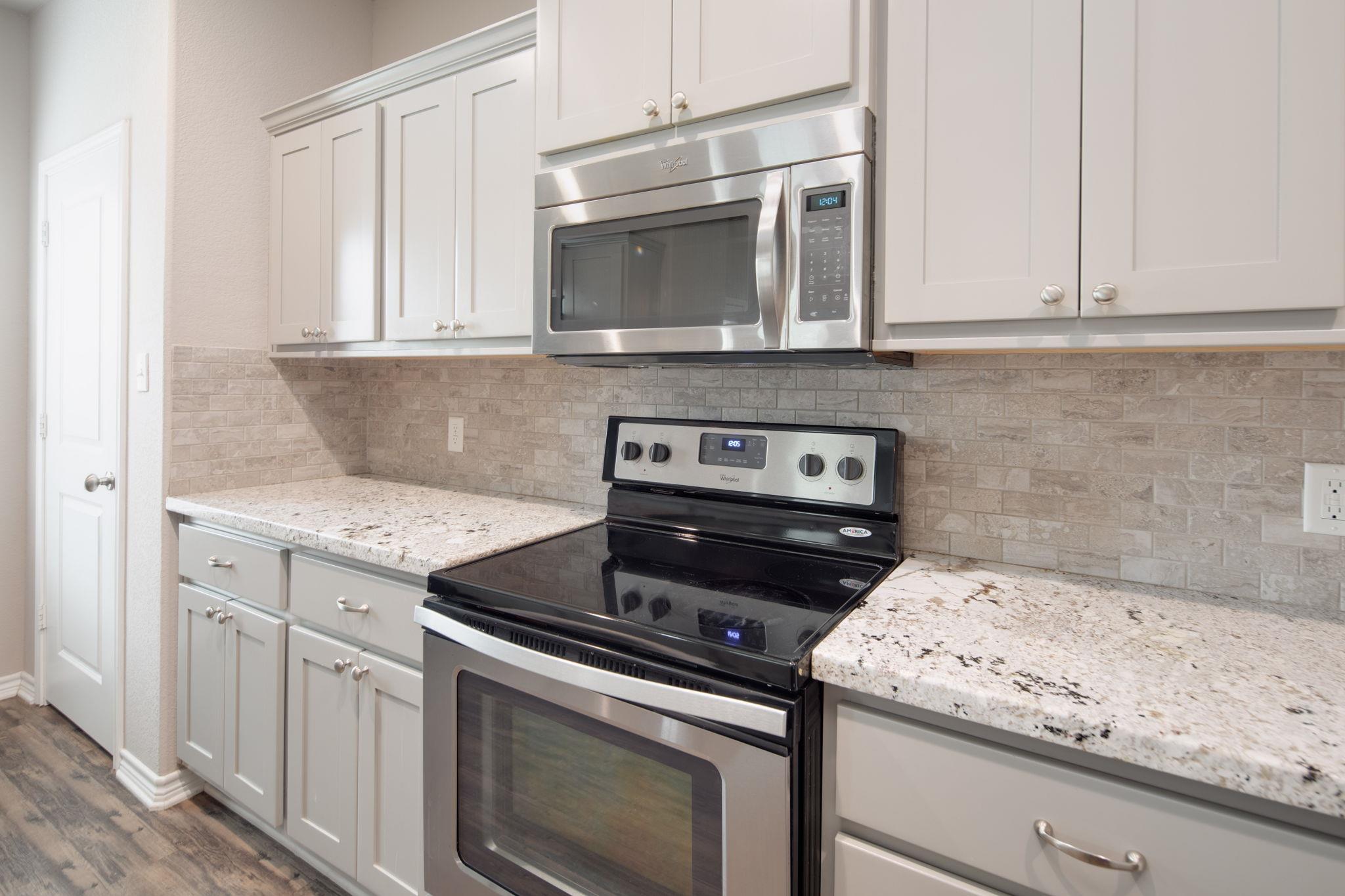 3433 Summerway Dr, College Station, TX 77845