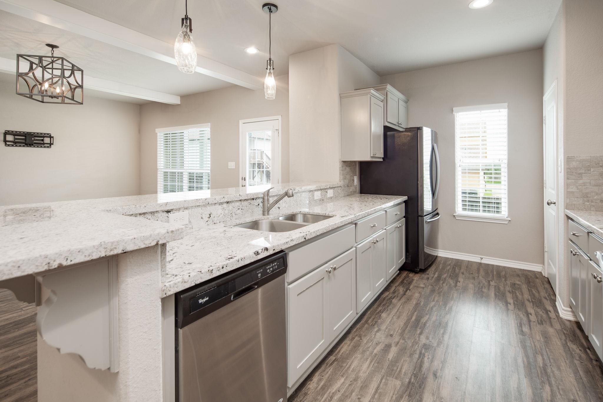 3433 Summerway Dr, College Station, TX 77845