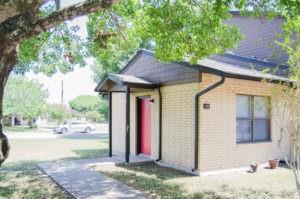 1320 Wilson St # 233, Lockhart, TX 78644