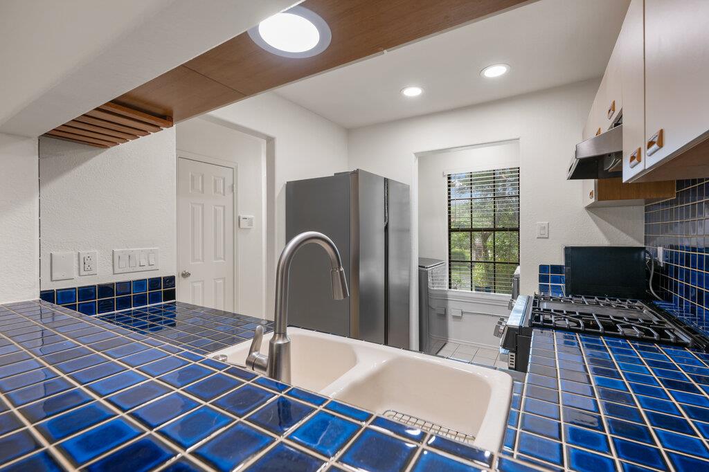 4306 Bonnell Vista Cv # C4, Austin, TX 78731