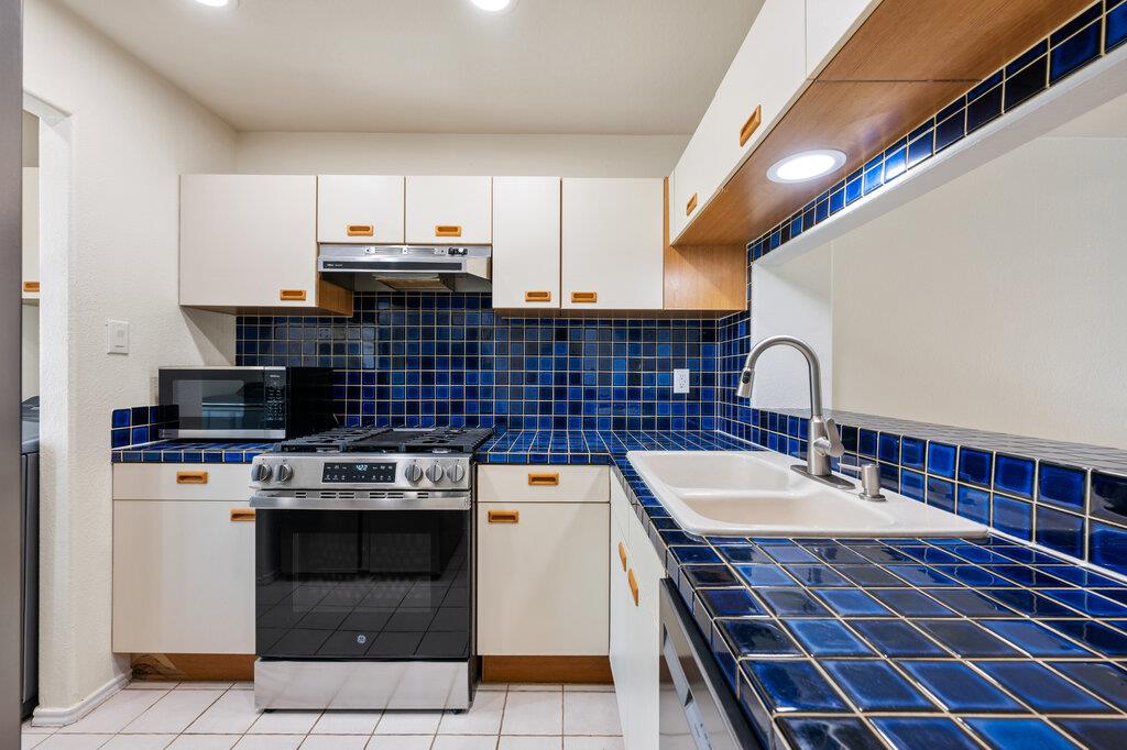4306 Bonnell Vista Cv # C4, Austin, TX 78731