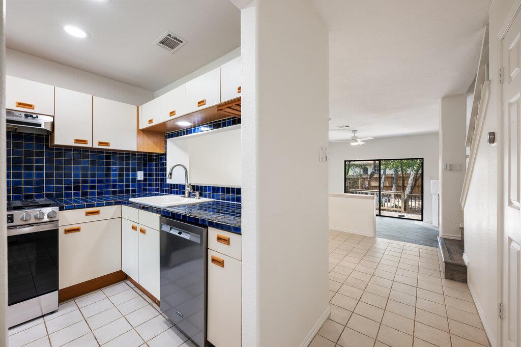4306 Bonnell Vista Cv # C4, Austin, TX 78731