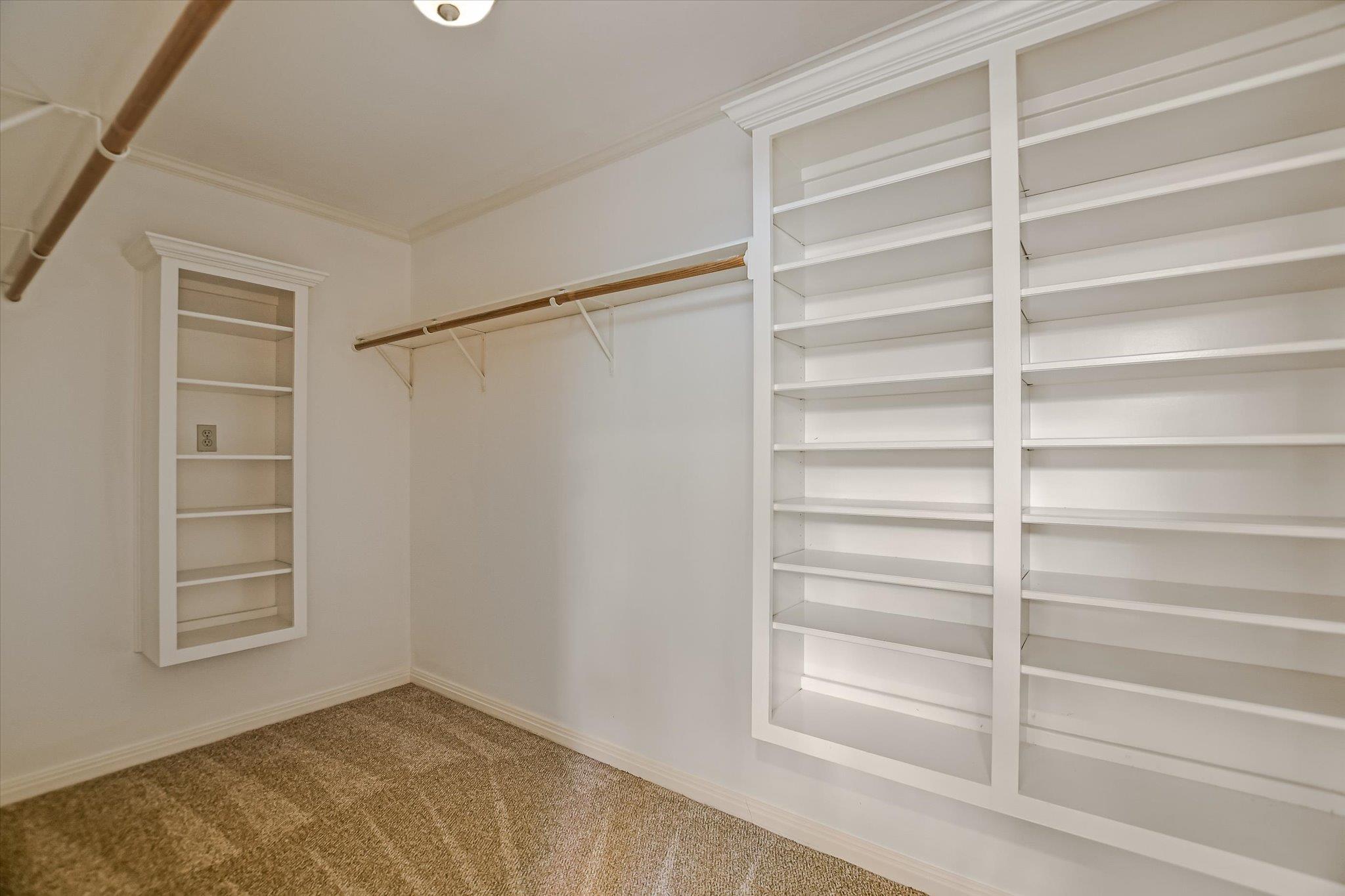 4011 N Hills Dr, Austin, TX 78731