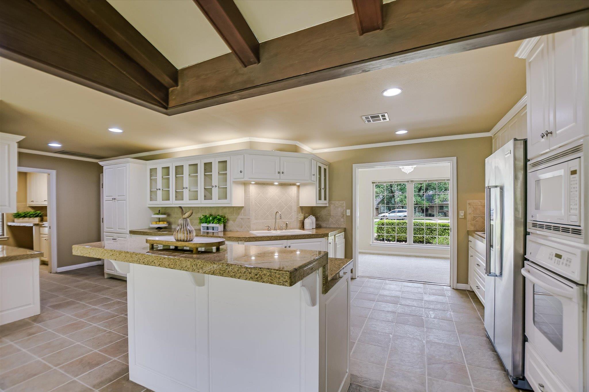 4011 N Hills Dr, Austin, TX 78731