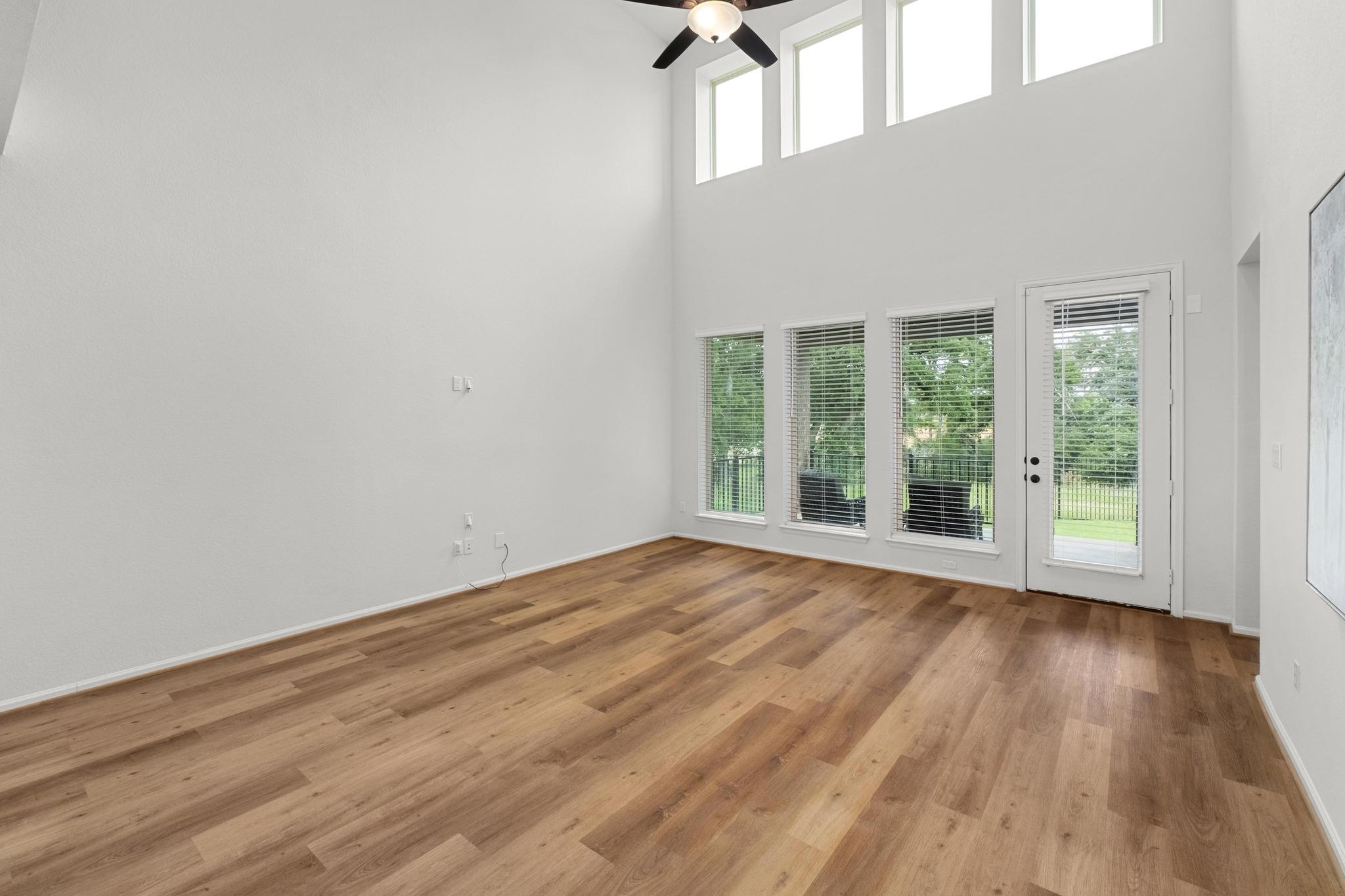 105 Sweetgum Cv, Bastrop, TX 78602