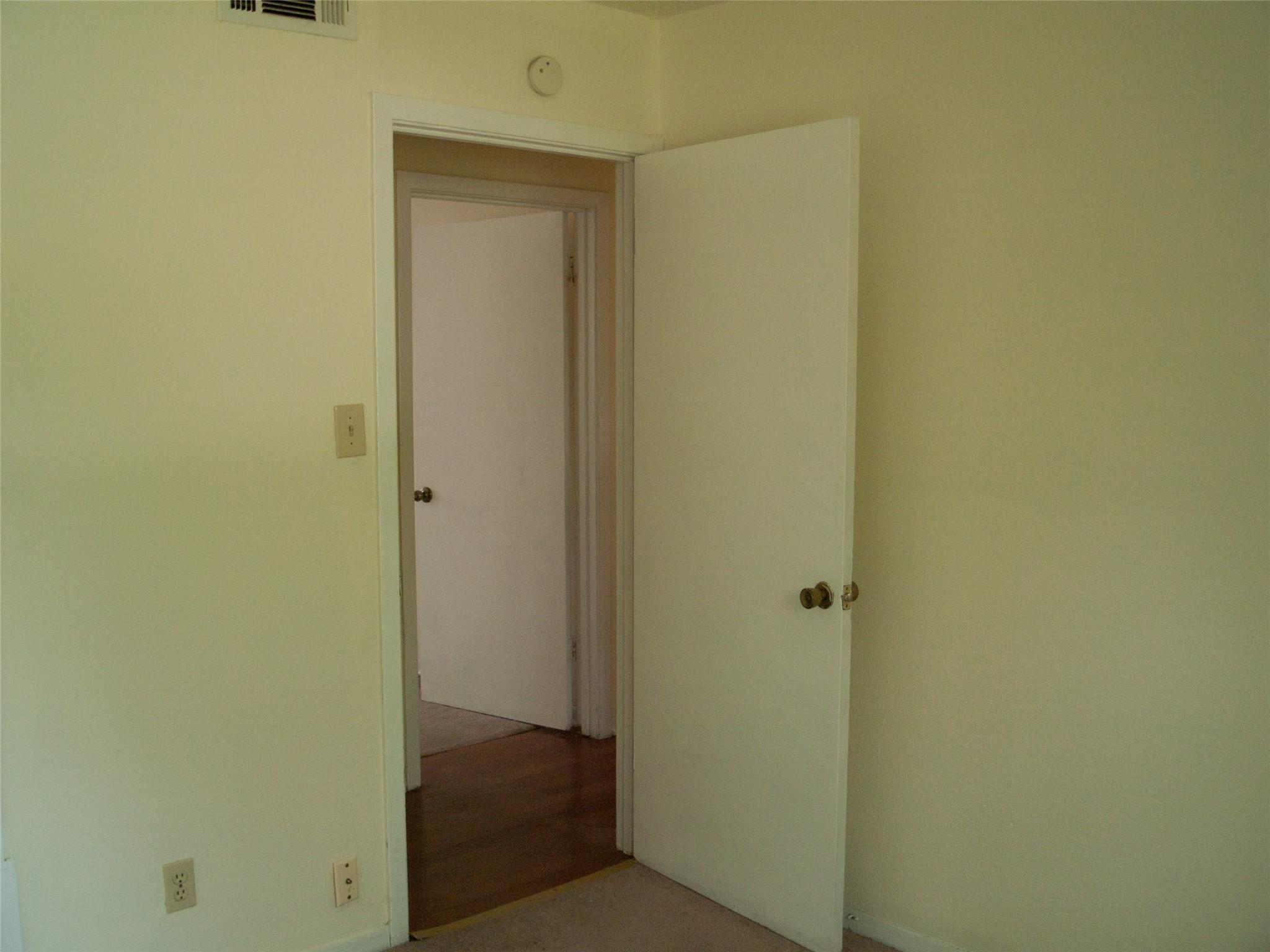 1745 WOOTEN PARK Dr # 101, Austin, TX 78757