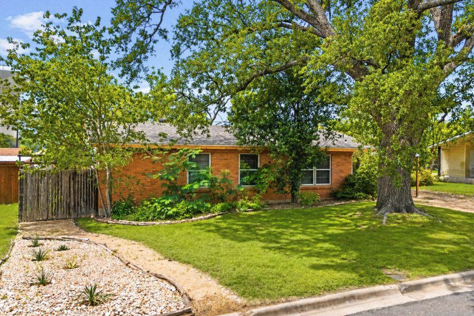 5104 Waterbrook Dr, Austin, TX 78723