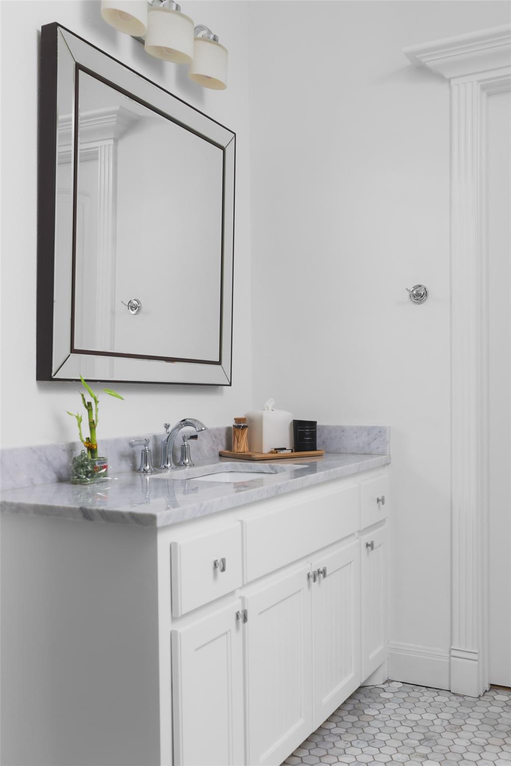 1711 W 29th St # 2, Austin, TX 78703