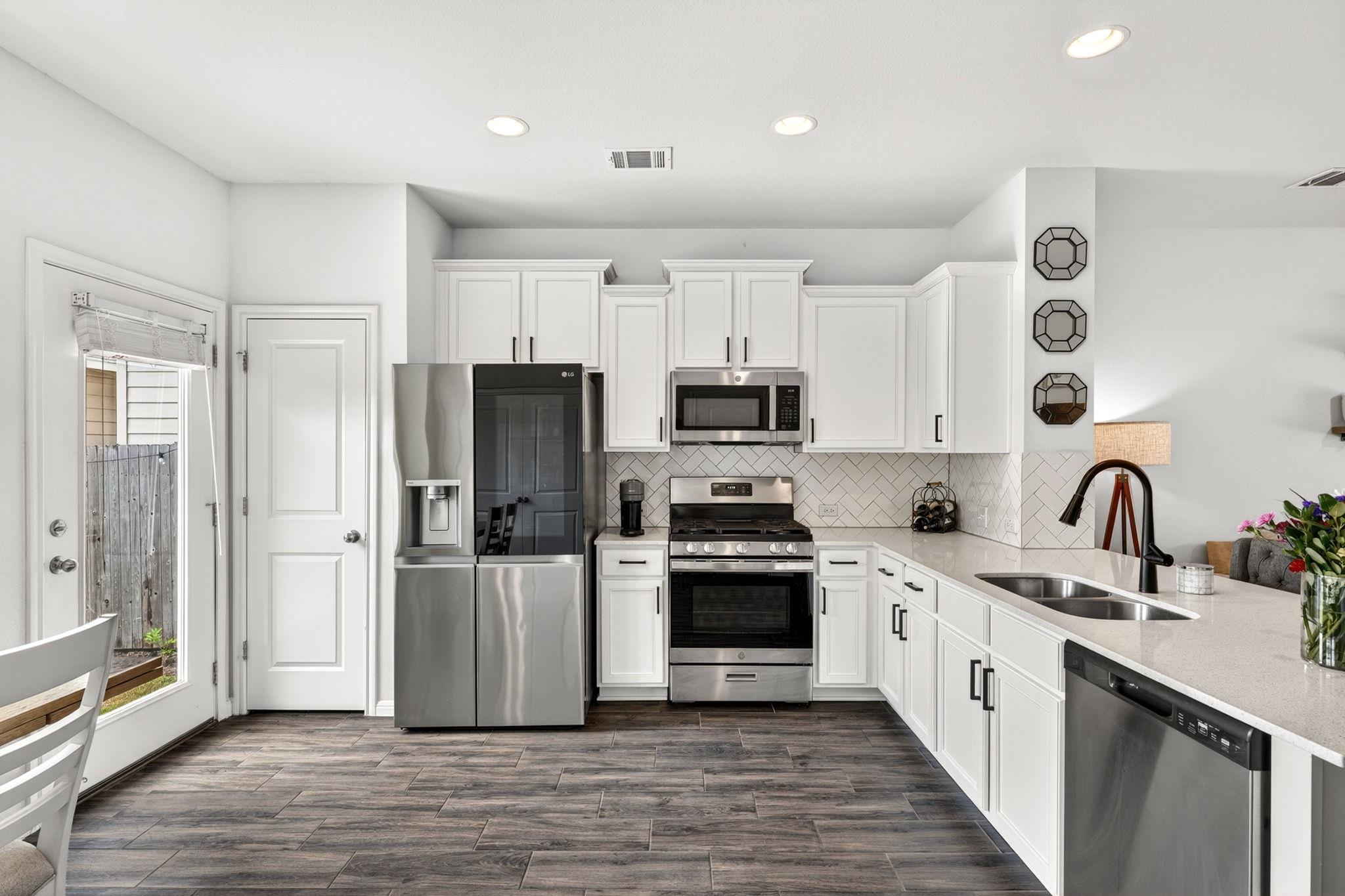17903 Papaveri Way # 212, Pflugerville, TX 78660