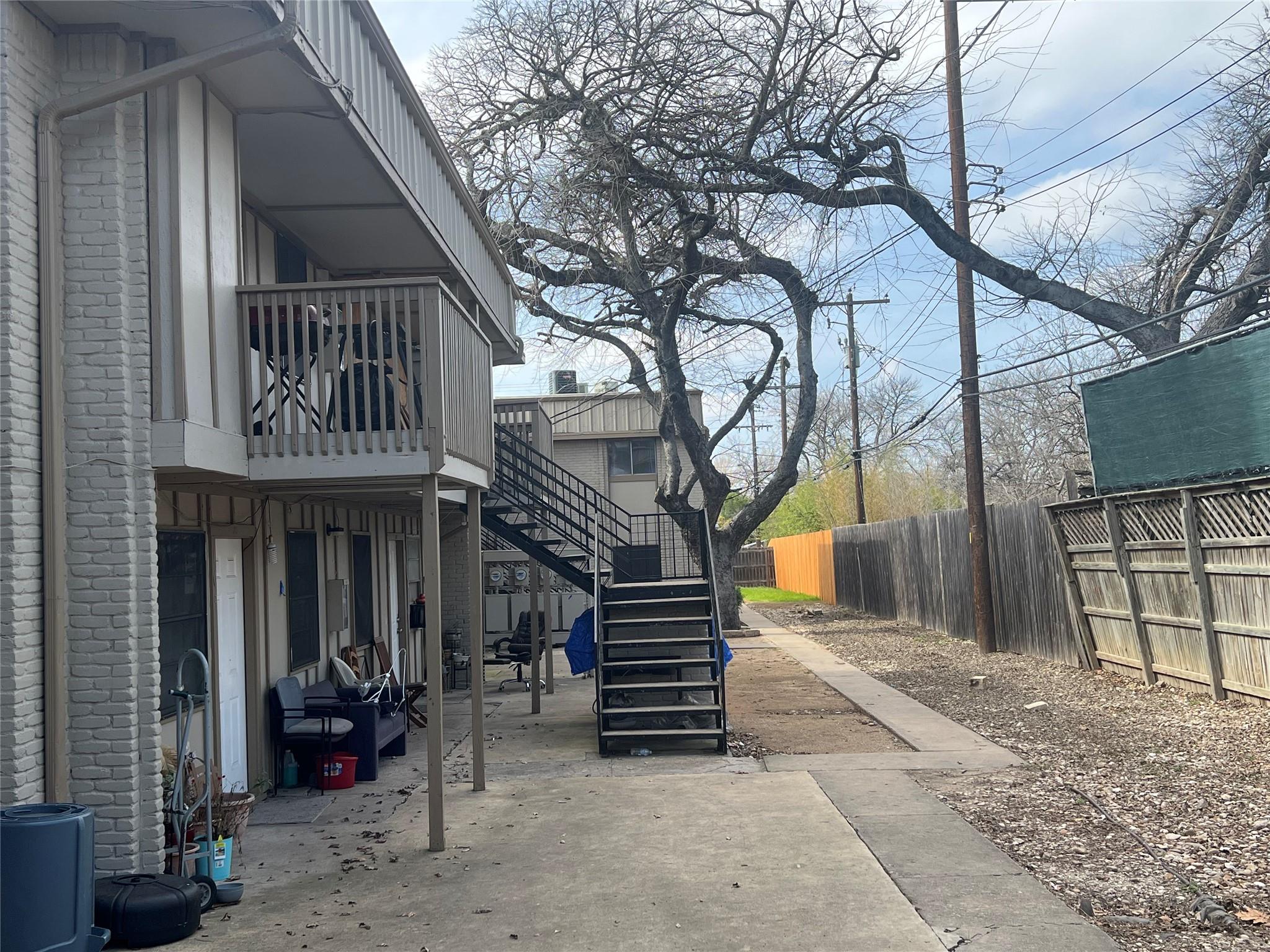 1820 Wooten Park Dr # 104, Austin, TX 78757