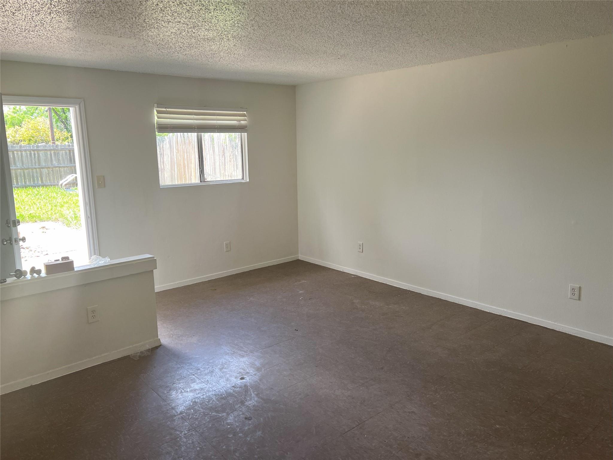 1820 Wooten Park Dr # 104, Austin, TX 78757